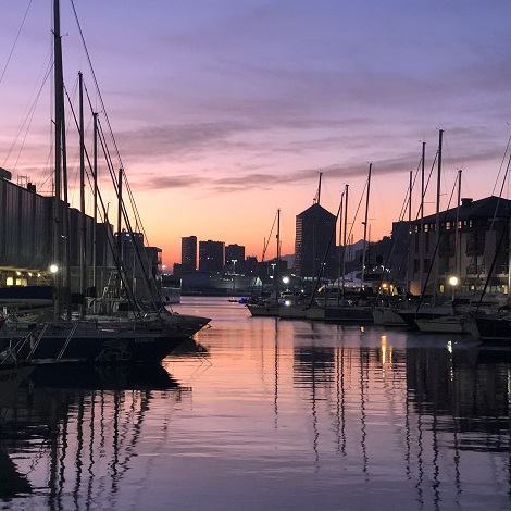 case in affitto con vista mare a Genova al tramonto